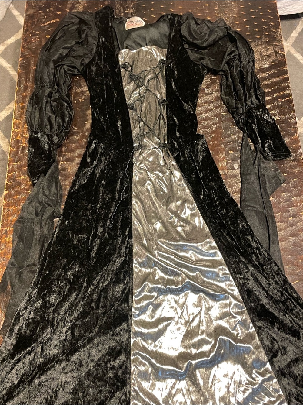 Charades black queen costume